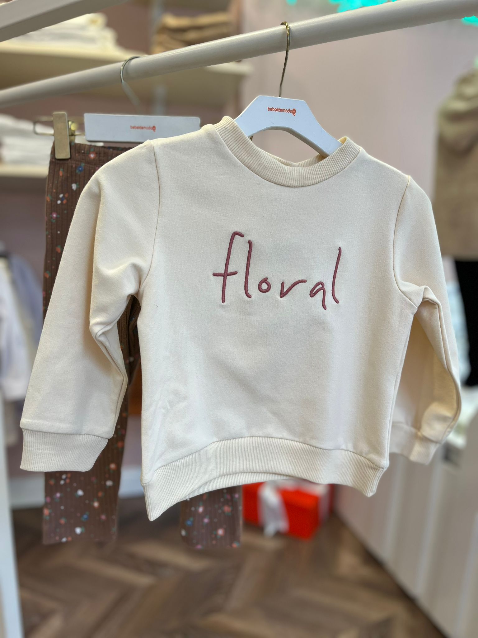 Floral Toka Sweatshirt Fitilli Tayt Üçlü Takım Bej